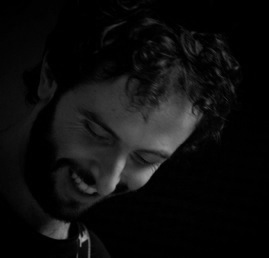 Giancarlo Erra (vocals,guitars,keyboards)